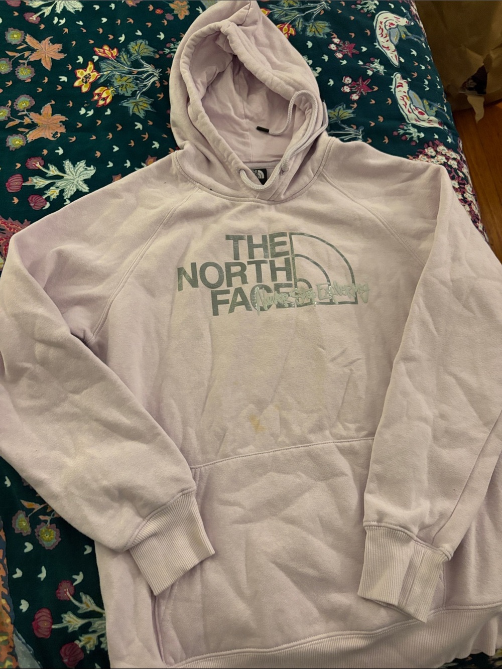 The North Face Men’s Crewneck Hoodie in Light Lavender